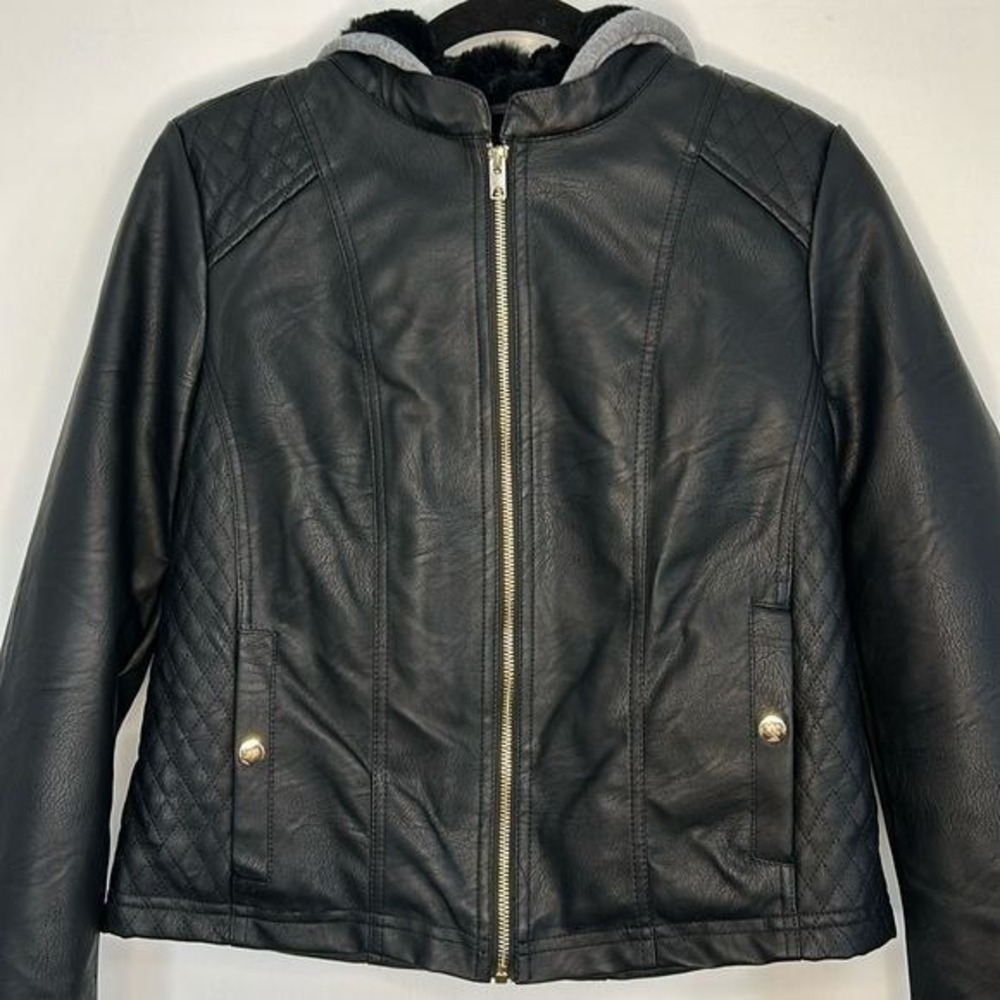 Sebby Collection NWT Black Faux Leather Jacket Faux Fur Lining Hood Women Pet‎ M